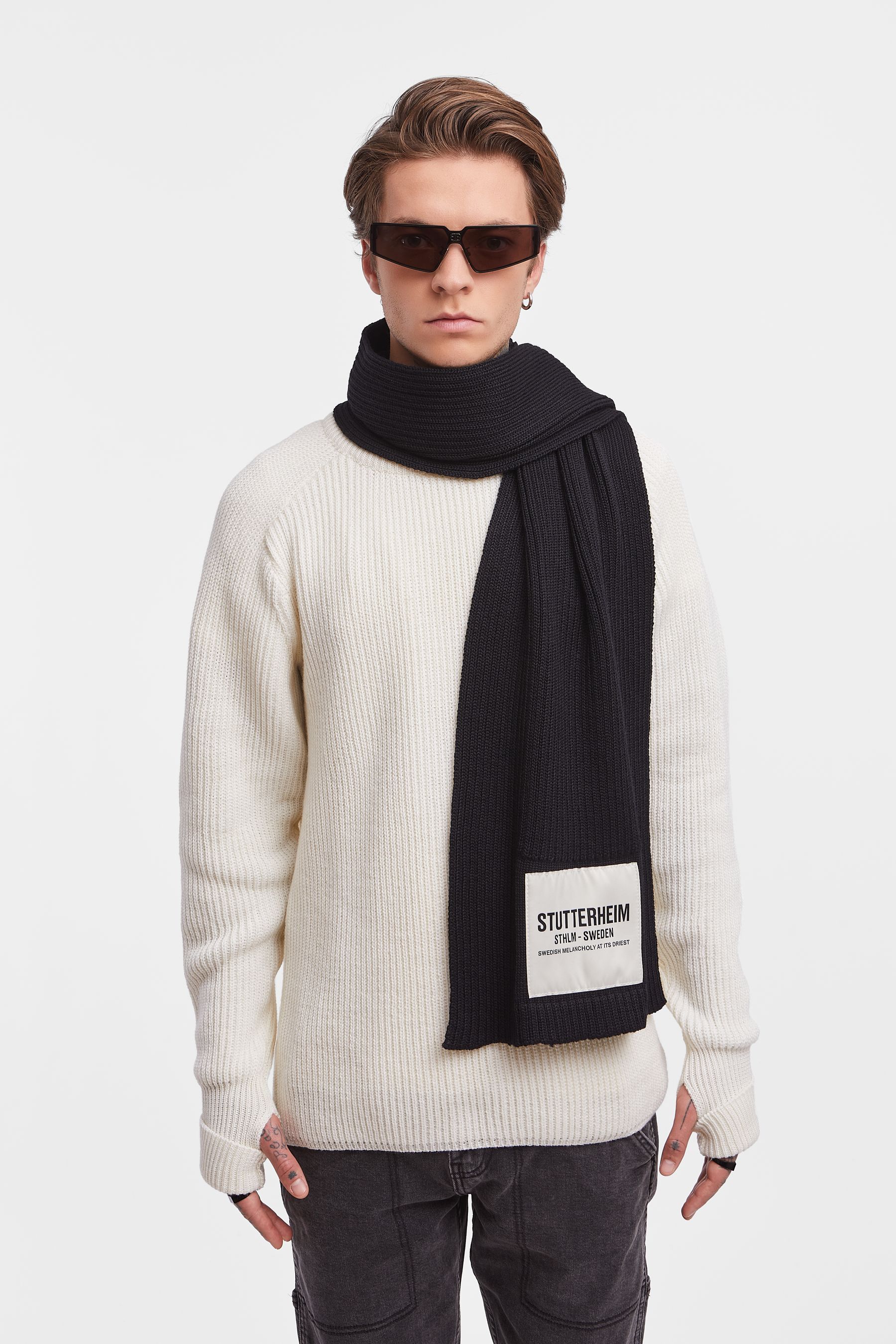 stutterheim wrap scarf black accessories hats-and-scarves scarves