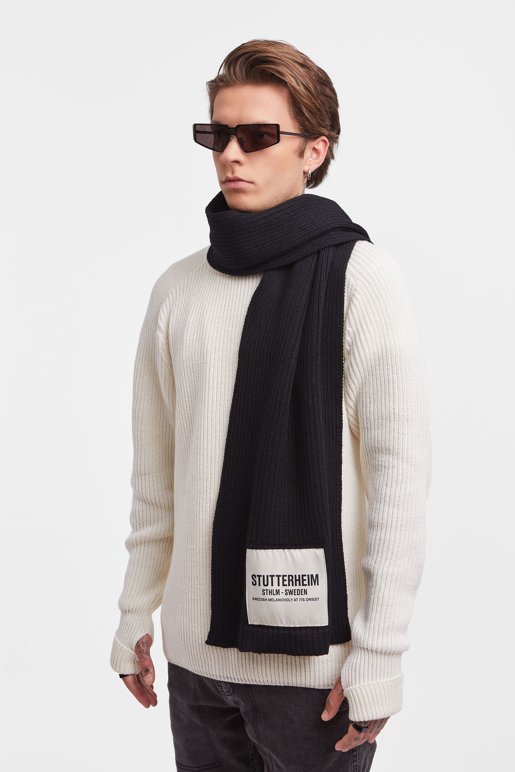 stutterheim wrap scarf black accessories hats-and-scarves scarves