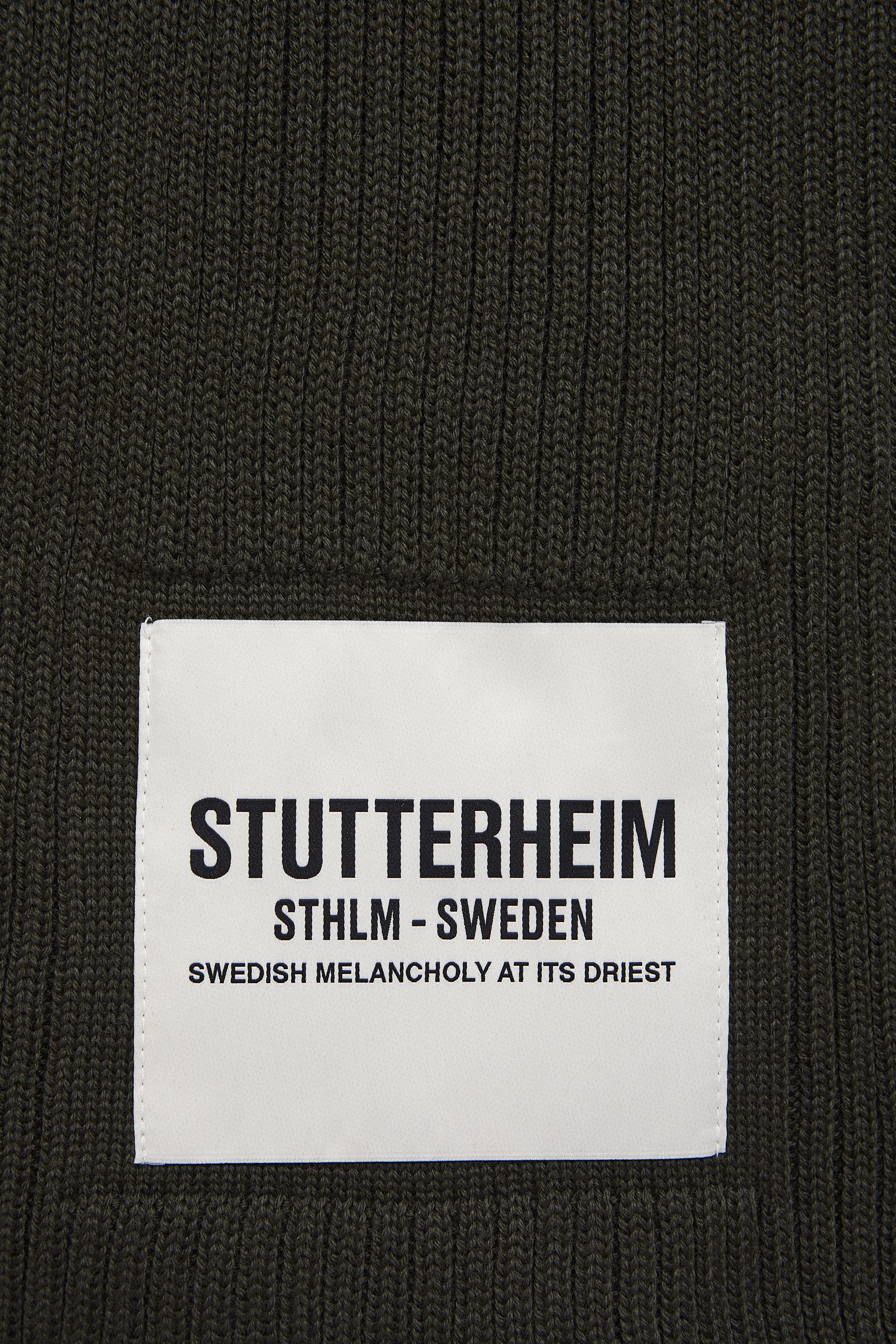 stutterheim wrap scarf green accessories hats-and-scarves scarves